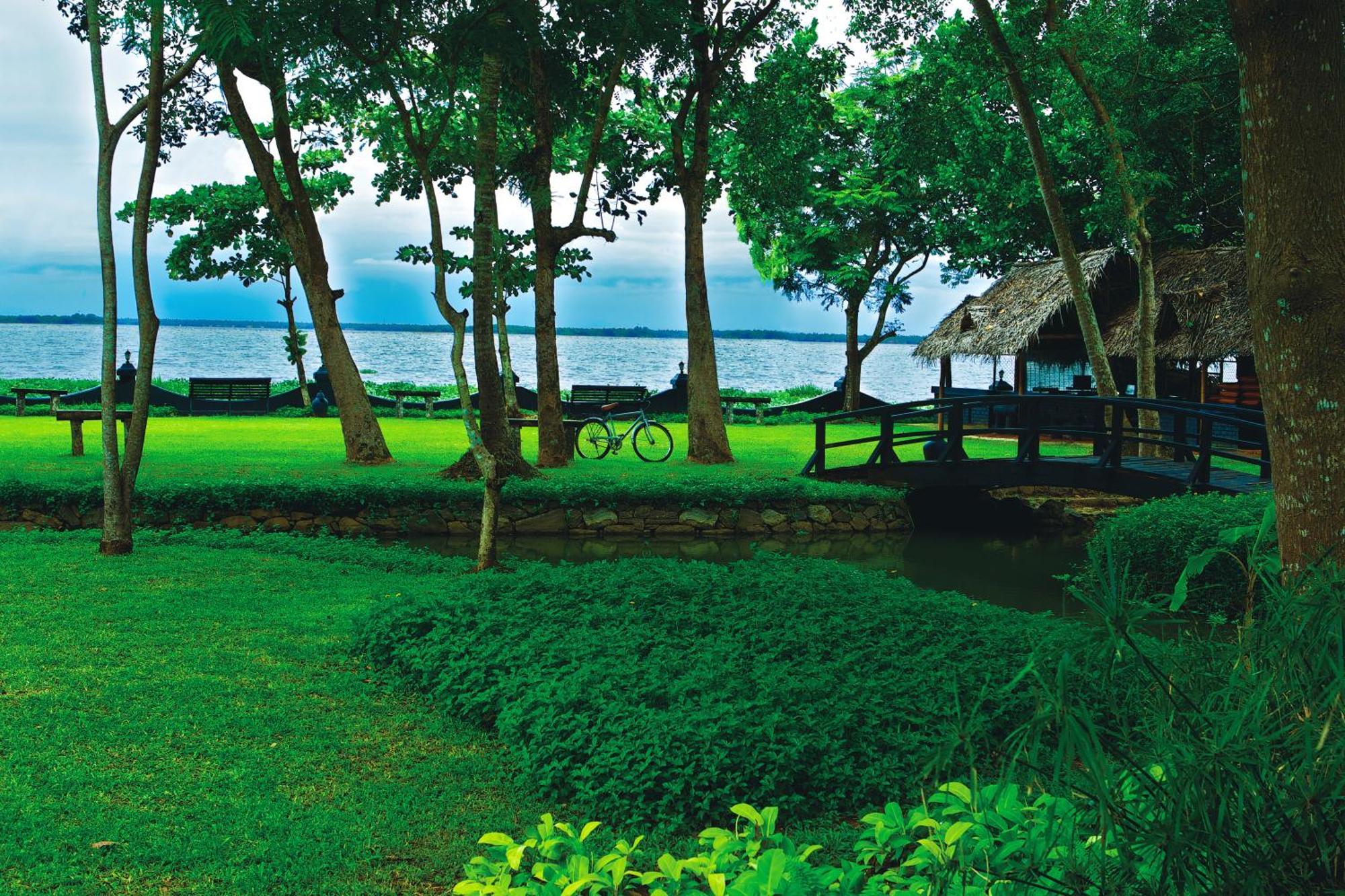 Taj Kumarakom Resort And Spa Kerala Esterno foto