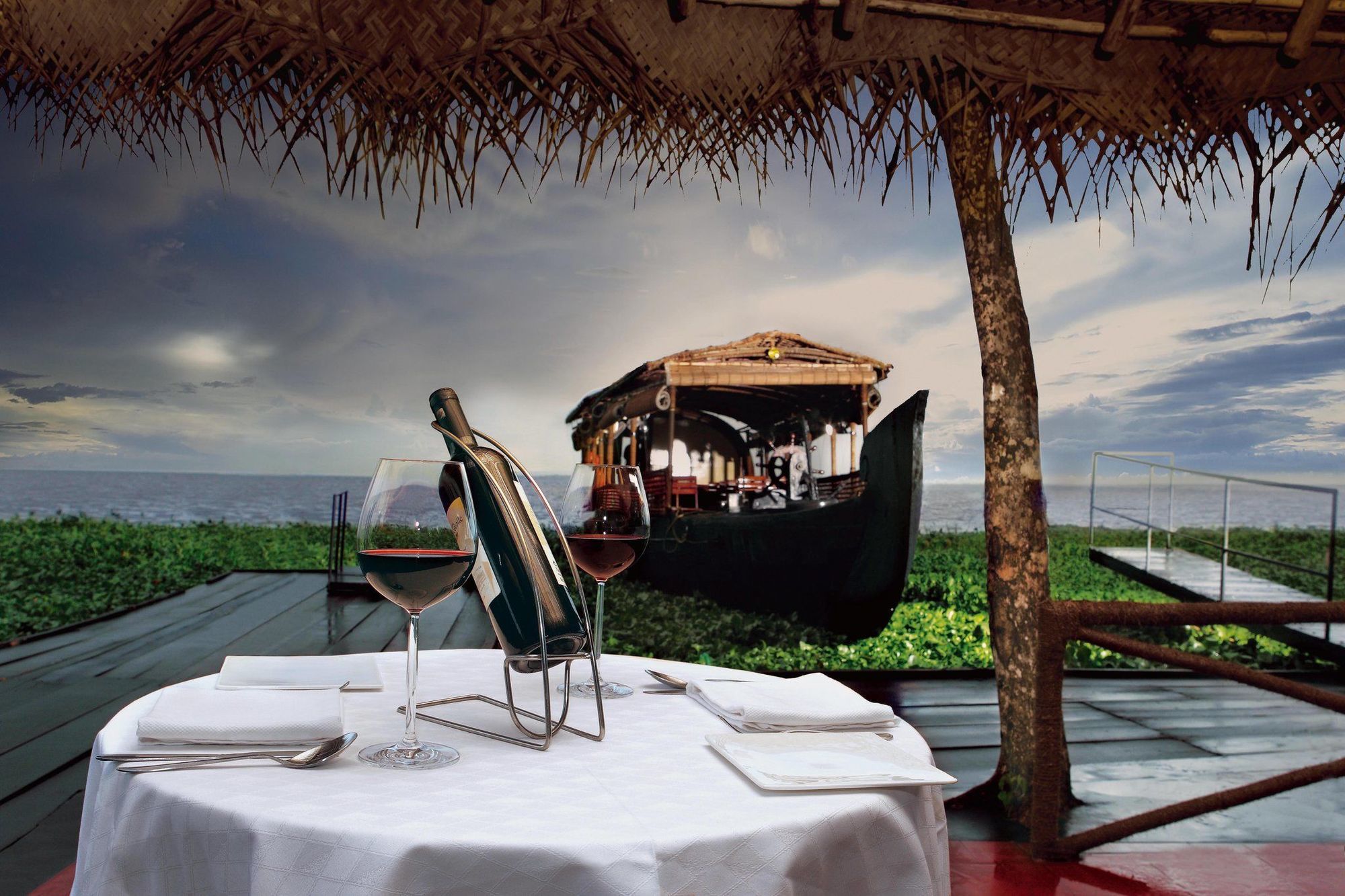 Taj Kumarakom Resort And Spa Kerala Ristorante foto
